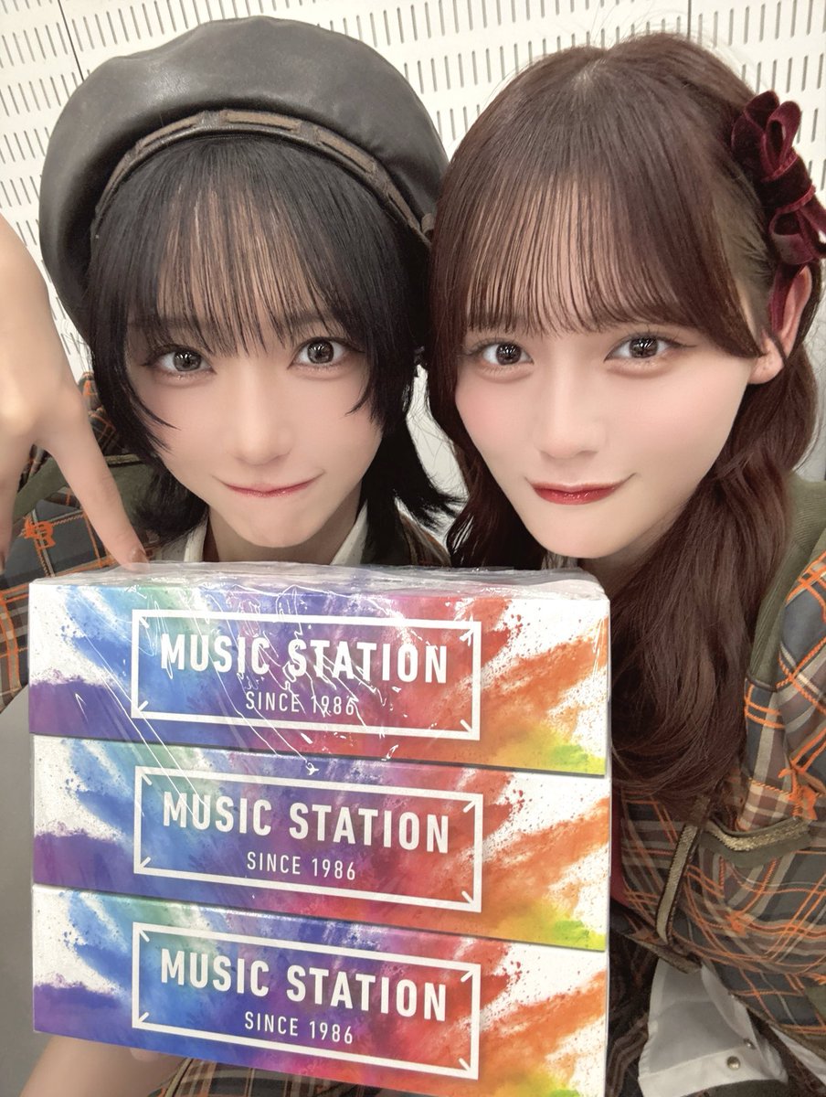 みこ tweet media