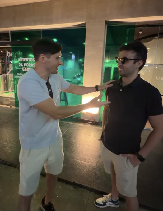 Pato Bonato tweet media