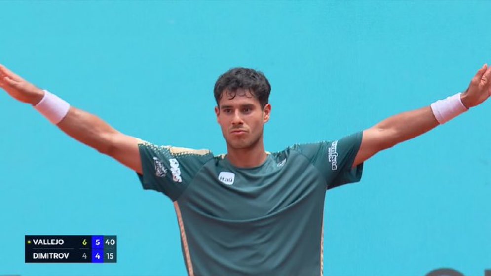 DANI VALLEJO ELIMINÓ A DIMITROV EN MADRID 🇪🇸 ‼️

El paraguayo 🇵🇾 no para de hacer historia. Hoy metió la mejor victoria de su carrera en un partidazo.
Se mete 84 del mundo en el LIVE ranking y alcanza su mejor ranking.