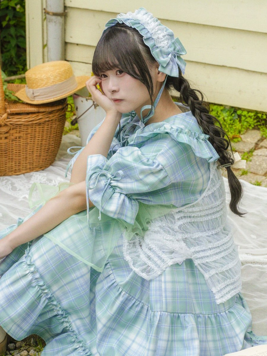 クティールとレトロ tweet media