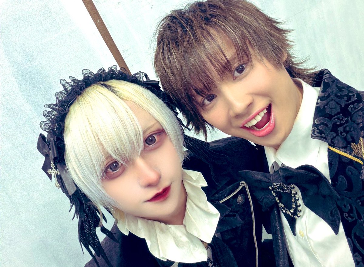 Yuta_UNtoinette's tweet photo. 最高な1日をありがとうございました😆🔥🔥楽しすぎました🔥🔥
また5月も6月もよろしくお願いします🤭🤭ドキドキ止まらんぜよ😆ご来場ありがとうございました✨✨ https://t.co/mAHF5hiNjg