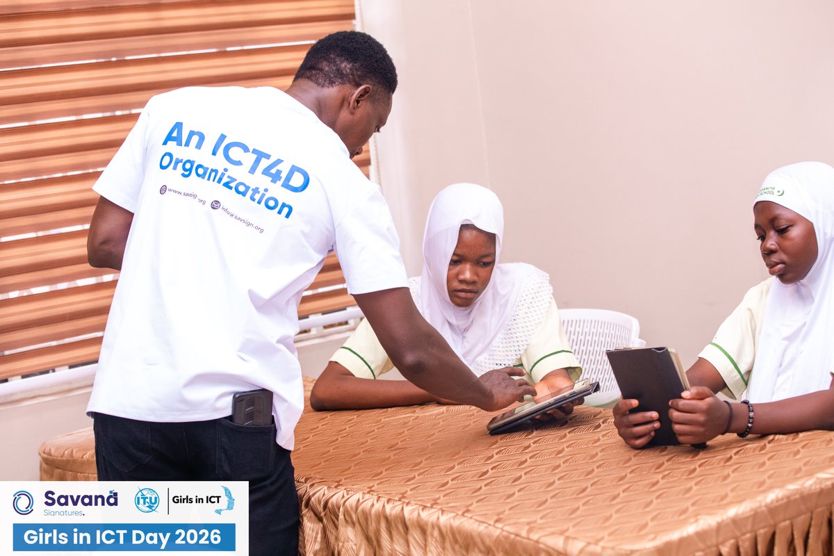 savsign's tweet image. On #GirlsInICTDay, Savana Signatures is engaging JHS girls at Hassaniya Islamic Basic School in a hands-on session on AI for #Development.

We’re breaking down #AI into simple, real-life uses, helping girls see themselves as active creators in the #DigitalFuture.

#ICT4D