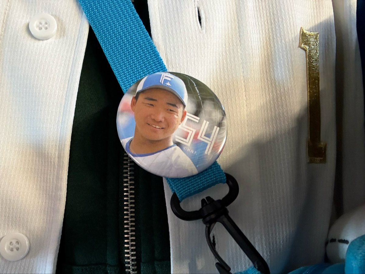 ひゅな tweet media