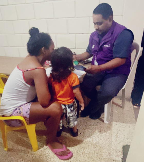 DPS_LosRios's tweet image. #Ventanas | Equipos de @Salud_Ec atienden 33 niños y niñas del Centro de Desarrollo Infantil "Gotitas de Amor", del sector Las Palmeras, en articulación con la Alcaldía local y @DHumanoEc. Esto, en el marco de la Estrategia Ecuador Libre de Desnutrición Crónica Infantil.