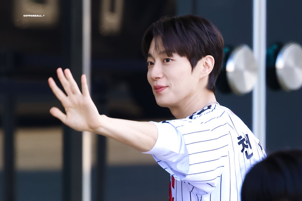 코튼볼 tweet media