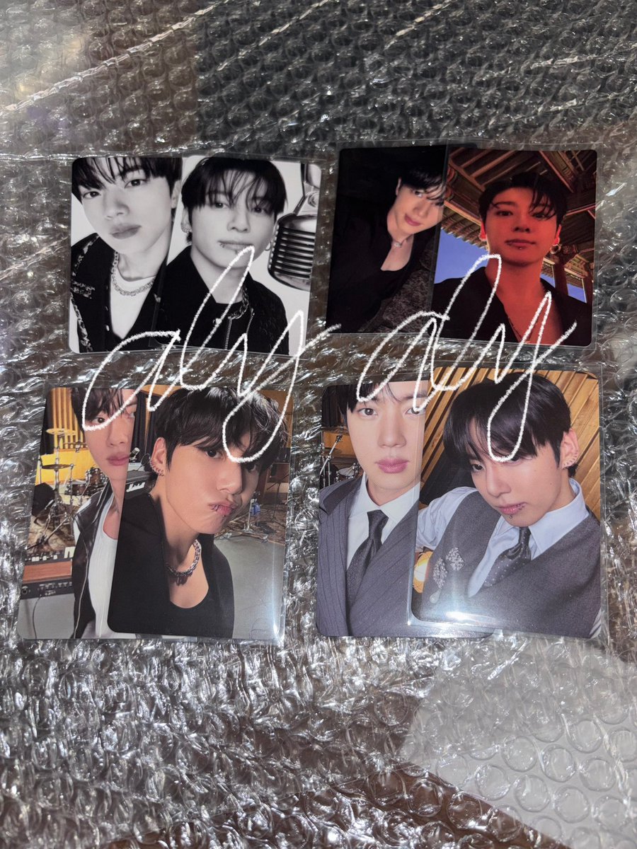 minehsng's tweet photo. wts lfb ph 

jin arirang set
— ₱700 for 4 photocards + lsf

• stbo
• free pf
• mop: gcash/maribank
• mod: j&amp;t/meet-up or lalamove if within pampanga
• loc: pampanga

‼️ jk not available

namjoon rm jin seokjin yoongi suga hoseok jhope jimin v taehyung jungkook https://t.co/C1Yc9wsrCb