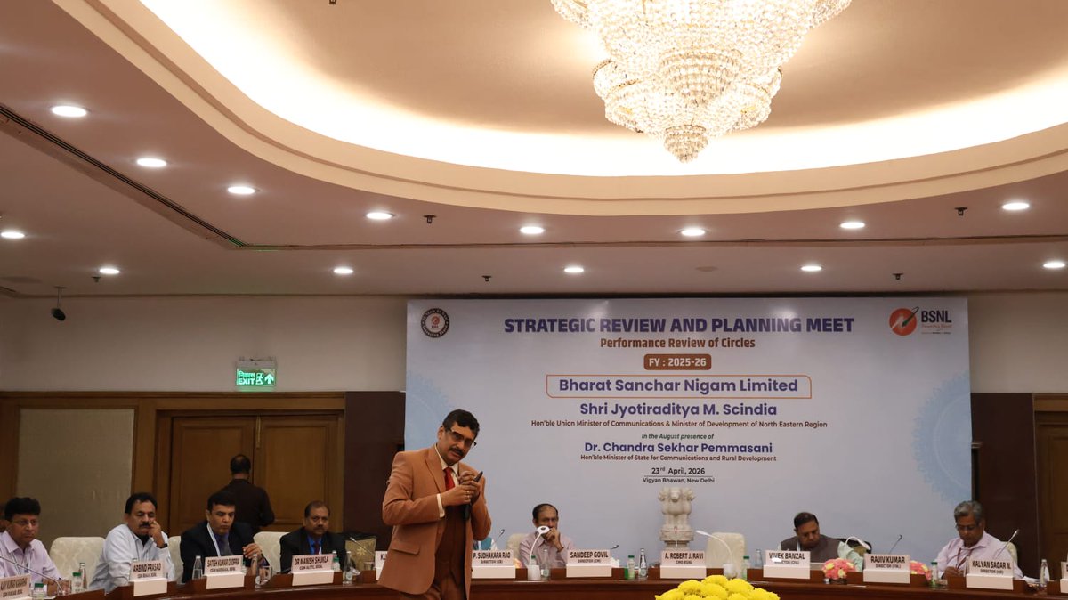 BSNL_UPEast's tweet photo. #BSNL’s #SRPM2026 commenced today at Vigyan Bhawan, New Delhi, inaugurated by Hon’ble MoC Shri Jyotiraditya M. Scindia and graced by Hon’ble MoSC Dr. Chandra Sekhar Pemmasani & Secretary (T) Shri Amit Agrawal.
Senior leadership, including Shri A. Robert J. Ravi, CMD BSNL, Board Members, Circle Heads, and senior officers, have convened to review performance, address regional challenges, and chart a strategic roadmap to strengthen BSNL’s network and enhance customer experience.
#BSNLIndia #Telecom #DigitalIndia #BSNLSRPM
Jyotiraditya M ScindiaDr.Chandra Sekhar PemmasaniDepartment of Telecommunications, Government of IndiaCMD BSNL