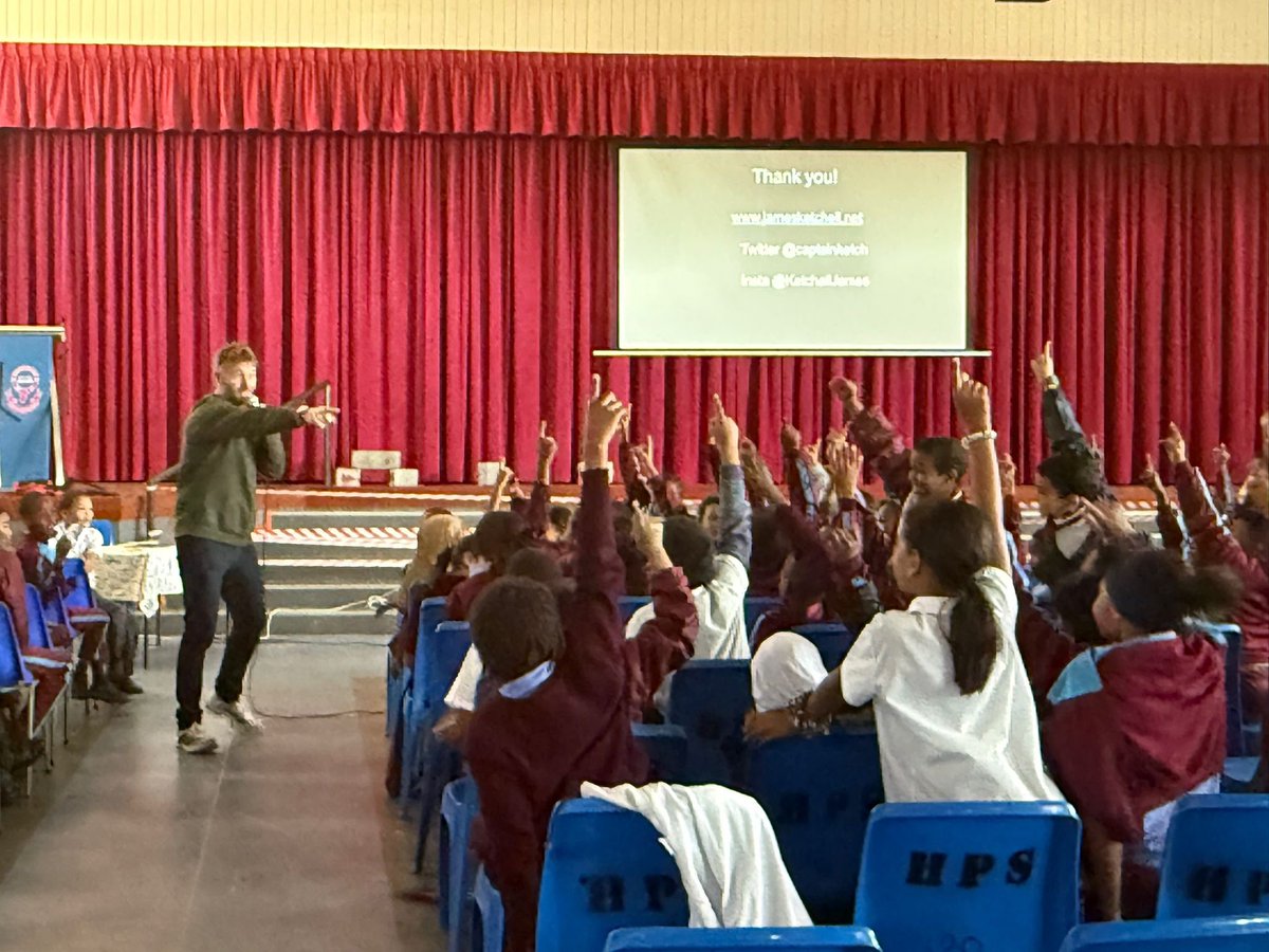 CaptainKetch's tweet image. It was an absolute pleasure to speak to all the students at Hazeldene School in Cape Town today. I was made to feel very welcome and really enjoyed sharing stories of fun, adventure and life lessons! #learning #travel #sailing #aroundtheworld #class40
