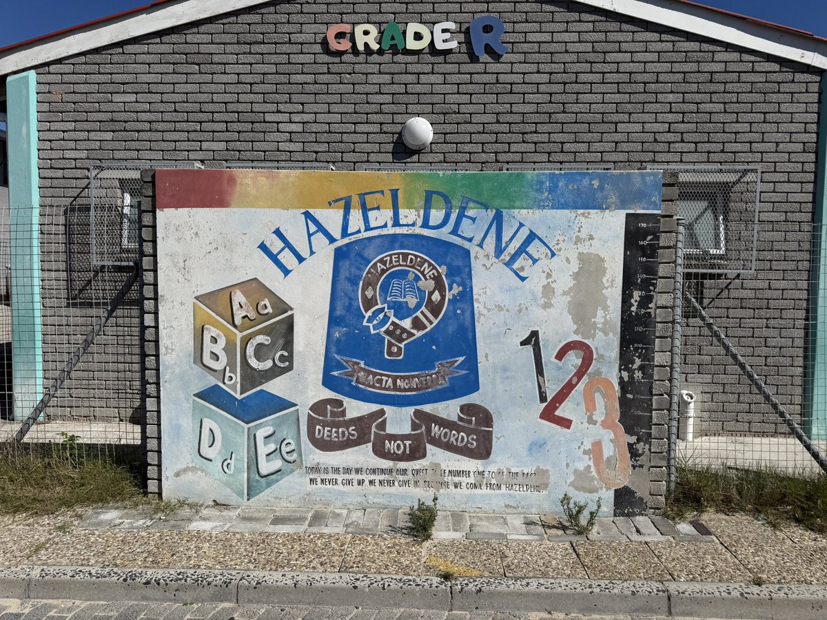 CaptainKetch's tweet image. It was an absolute pleasure to speak to all the students at Hazeldene School in Cape Town today. I was made to feel very welcome and really enjoyed sharing stories of fun, adventure and life lessons! #learning #travel #sailing #aroundtheworld #class40