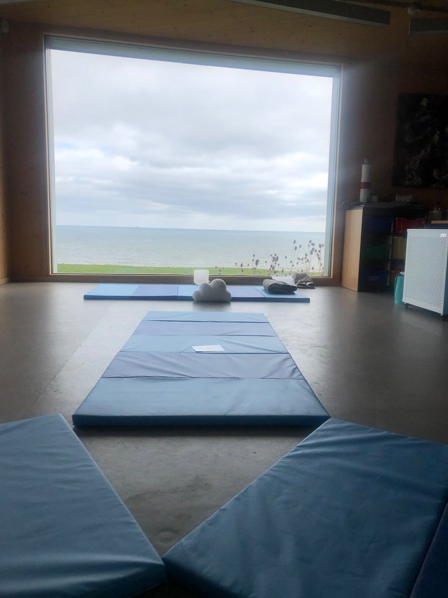 ThriftVIP's tweet image. The first public taster session for #CloudShrine was lovely with 2 out of 3 booked in able to attend. 

Definitely a demand for this for those able to get out of the house sometimes, to #connect &amp;amp; enjoy #nature to gently move if possible &amp;amp; #rest - with respectful observation