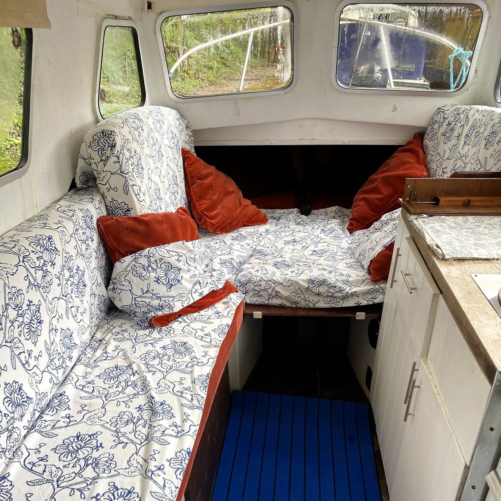 ABCBoatSales's tweet image. 🐦🛟This Bluebird's Over At The Wharf In Goytre! 🐦🛟
abcboatsales.com/boat-sales/blu…
#Bluebird #GoytreWharf #MonAndBrecCanal #MotorCruiser #DaysOut #WeekendsAway #HolidaysAfloat #LifesBetterByWater