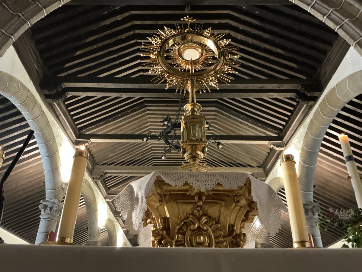 A una semana de la coronación canónica de la Virgen del Prado de Mohedas de la Jara ha tenido lugar en la parroquia el retiro mensual de los arciprestazgos de Belvís de la Jara y Puente del Arzobispo.