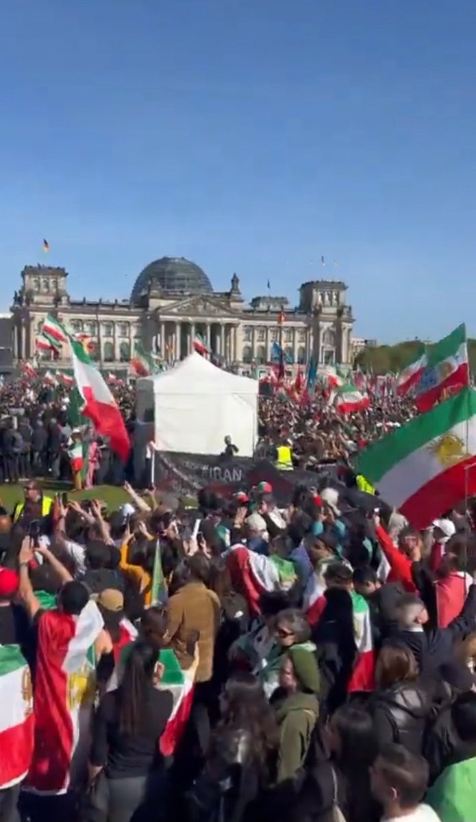 RiseLionSun🇮🇷 tweet media