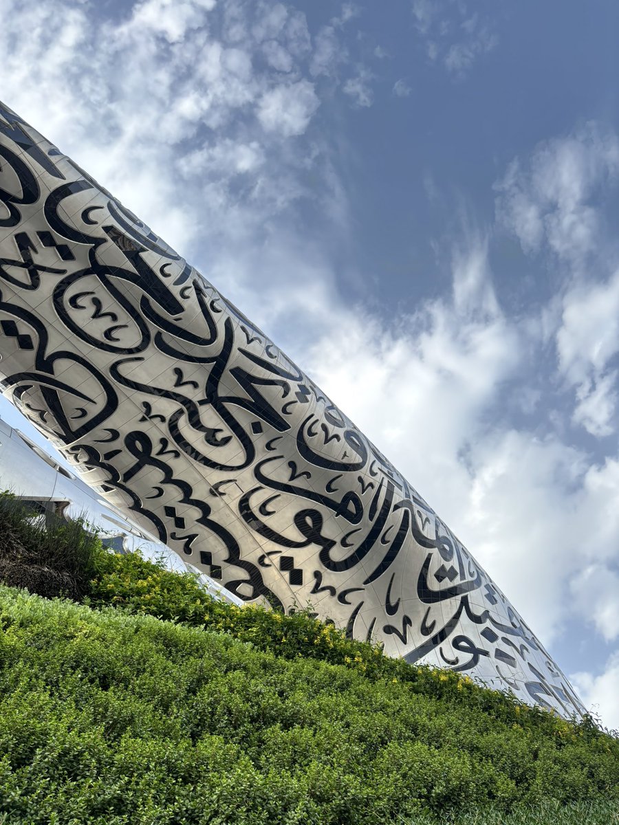 بلو🦋 tweet media