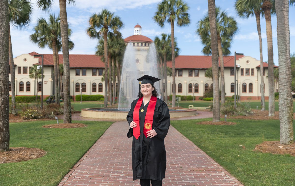 valdostastate's tweet photo. Graduating in May? We have updated our main Commencement webpage with everything you need to know including the live stream link, parking, check-in times and locations, and much more. We can't wait to celebrate the Class of 2026! Info here: https://t.co/DnOpRehyFZ #VStateGrad 🎓 https://t.co/t0LEZiVJDt