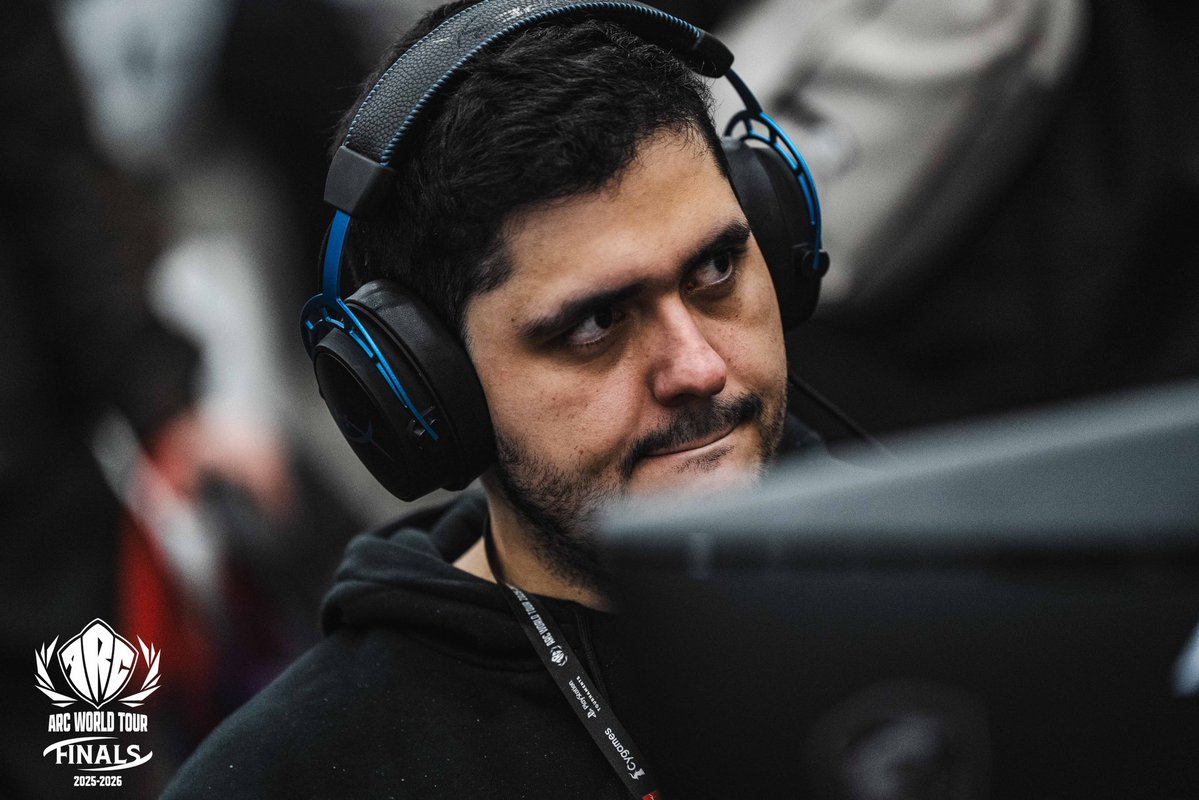 sasakae25's tweet image. It's been a month, but I had a lot of fun taking pictures of people playing GGST, UNI2, and GBVSR around the world at AWT2025-2026. Those photos have been uploaded, so please take a look if you like. 

📸:sasakae25.smugmug.com/AWT2025-2026-1

#AWT25_26 #AWTFINALS #UNI2 #GBVSR #GGST