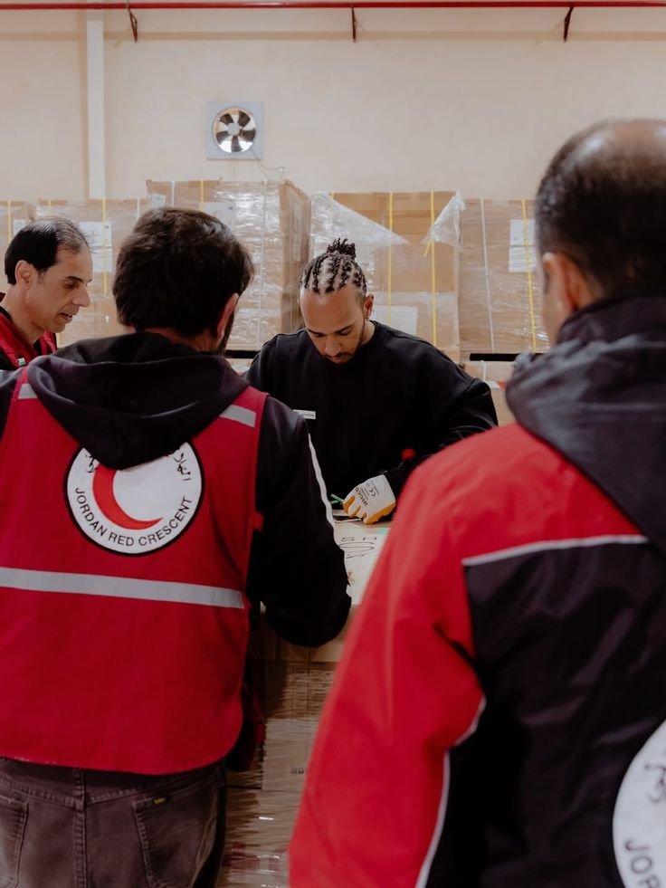 Hamiltonismo tweet media