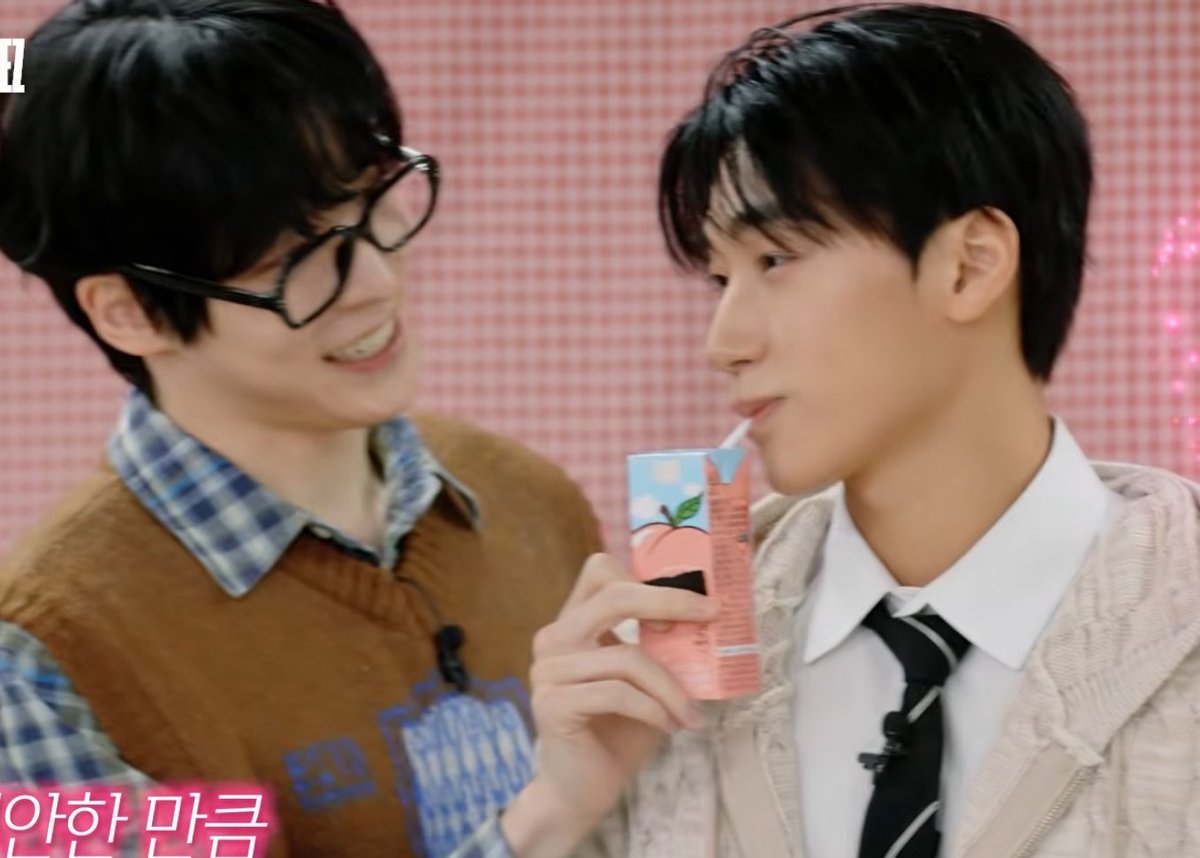 ラテ☕️ tweet media