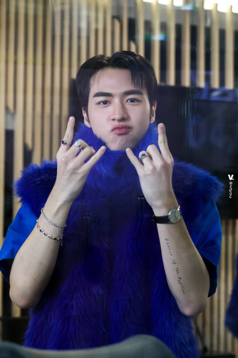 ivtyou's tweet photo. 🤘🏻🤘🏻🐽🤘🏻🤘🏻

V.

#Flex1045xPROXIEเดี๋ยวจะหนาว
#PROXIEVictor
#PROXIEth https://t.co/i81gDnldqp