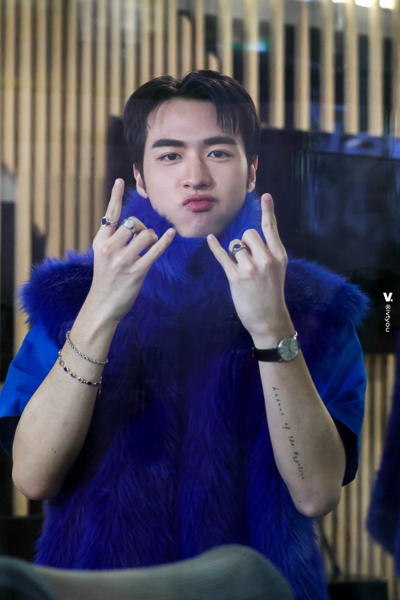 ivtyou's tweet photo. 🤘🏻🤘🏻🐽🤘🏻🤘🏻

V.

#Flex1045xPROXIEเดี๋ยวจะหนาว
#PROXIEVictor
#PROXIEth https://t.co/i81gDnldqp