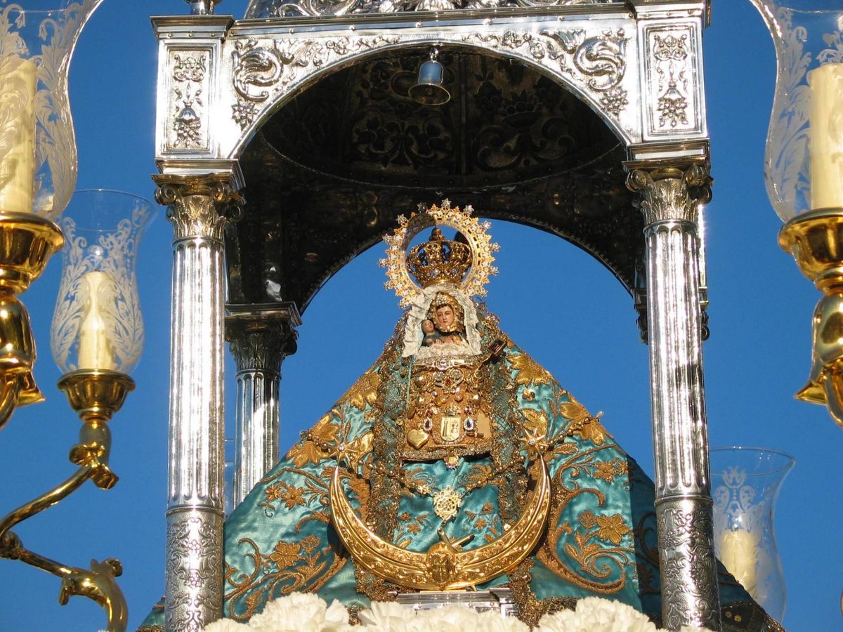Hoy celebramos, con gran alegría, el día de nuestra Virgen de los Remedios, patrona y alcaldesa perpetua de nuestro pueblo de #Cártama 

A Ella, como Madre, se han encomendado generaciones de cartameños. Seguimos poniéndonos bajo su manto. 

¡Viva la Virgen de los Remedios!