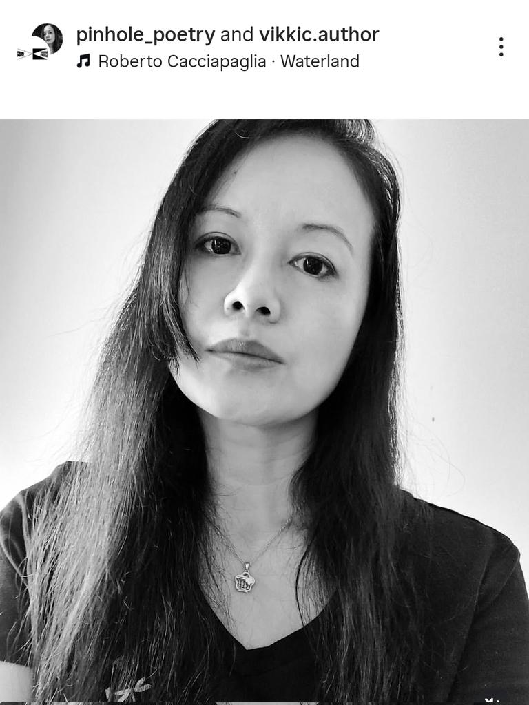 Vikki C. tweet media