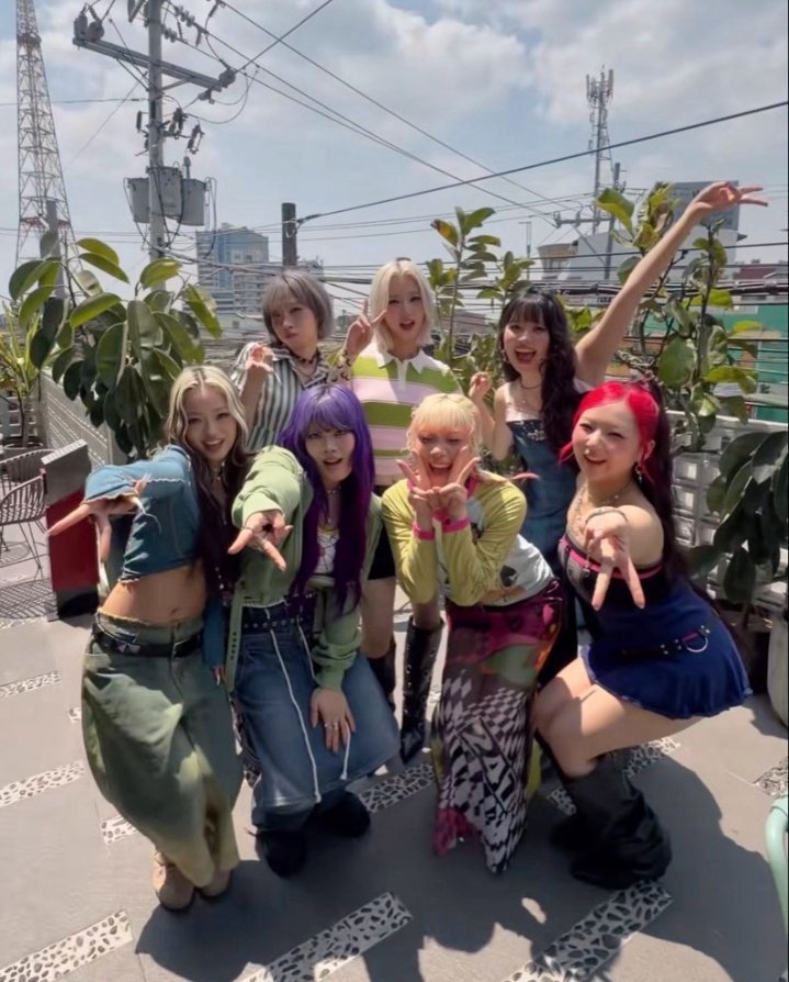 τσМσ🌹🐝 tweet media