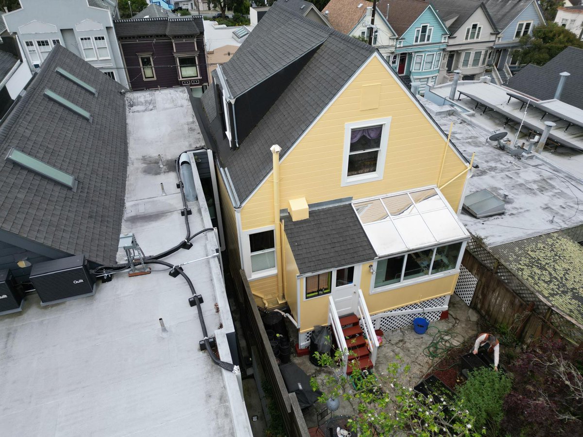 mendezpaintinc's tweet image. 🏡✨ First impressions matter, and a well-maintained facade makes all the difference. 

📞 Request your FREE quote today:
📲 Phone/WhatsApp:(415) 792-7113

#ExteriorPainting #Facades #Renovation #HomeImprovements #Construction #ProfessionalPainters #Remodeling #Home #Business