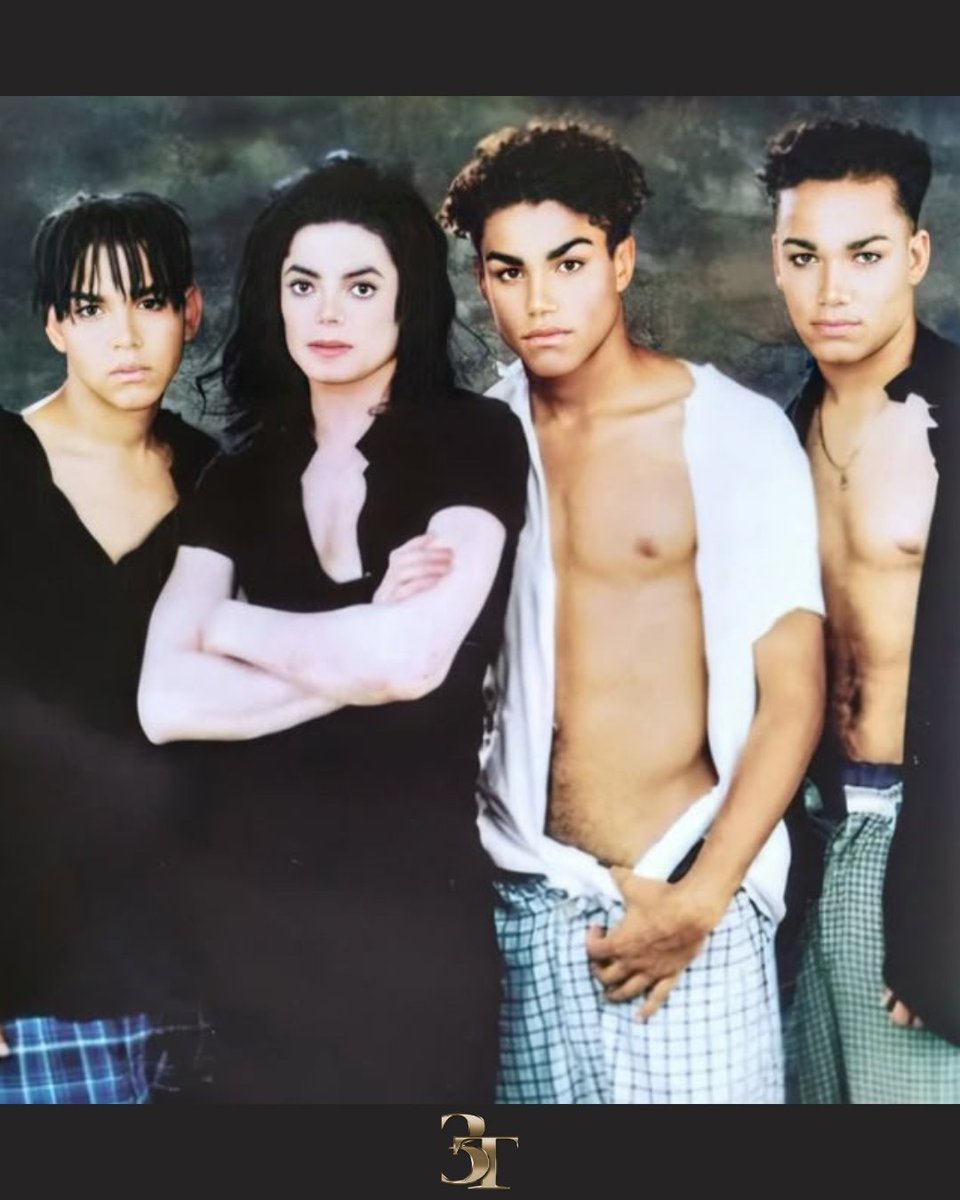 3T tweet media