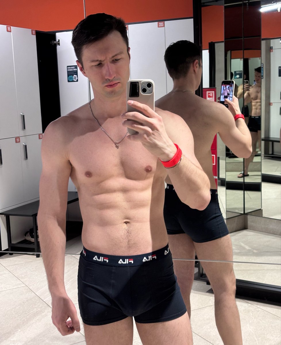 DenVokun tweet media