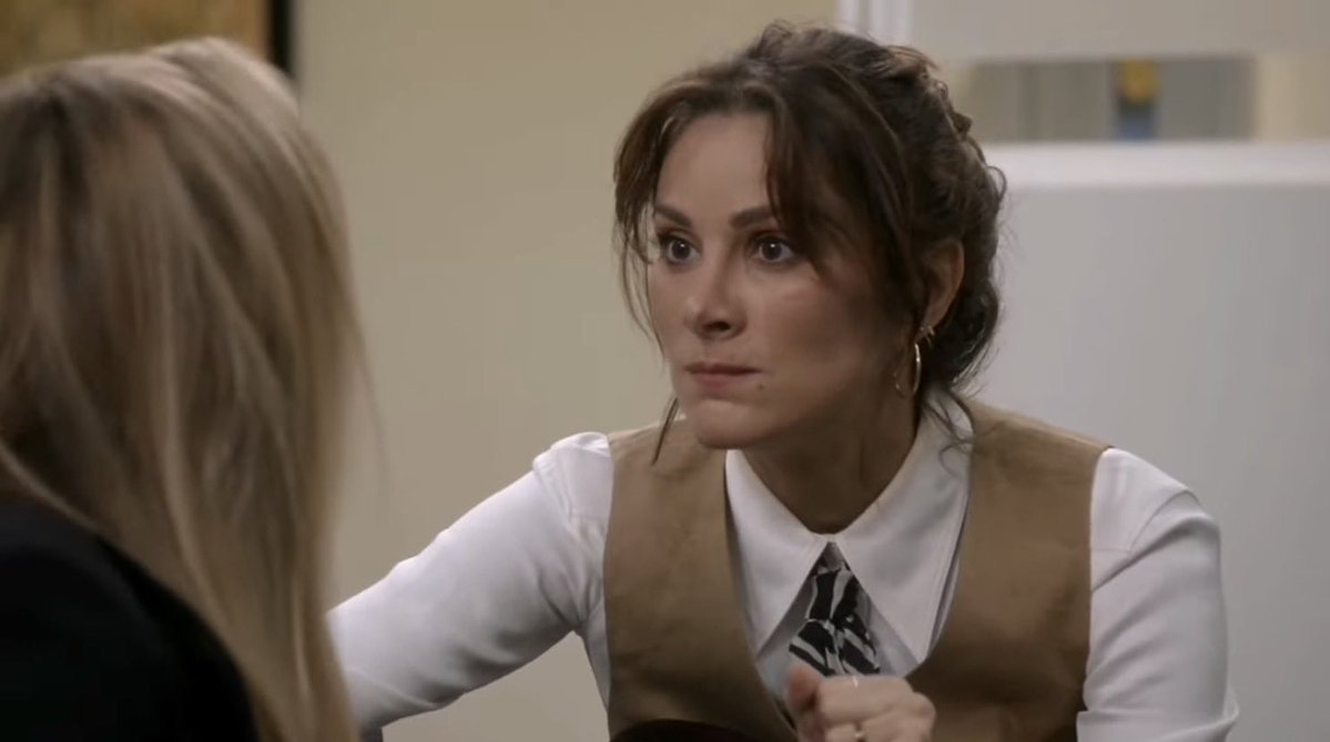 ArkhamGriffin's tweet image. This is not the day to joke with me, Maya. #Station19