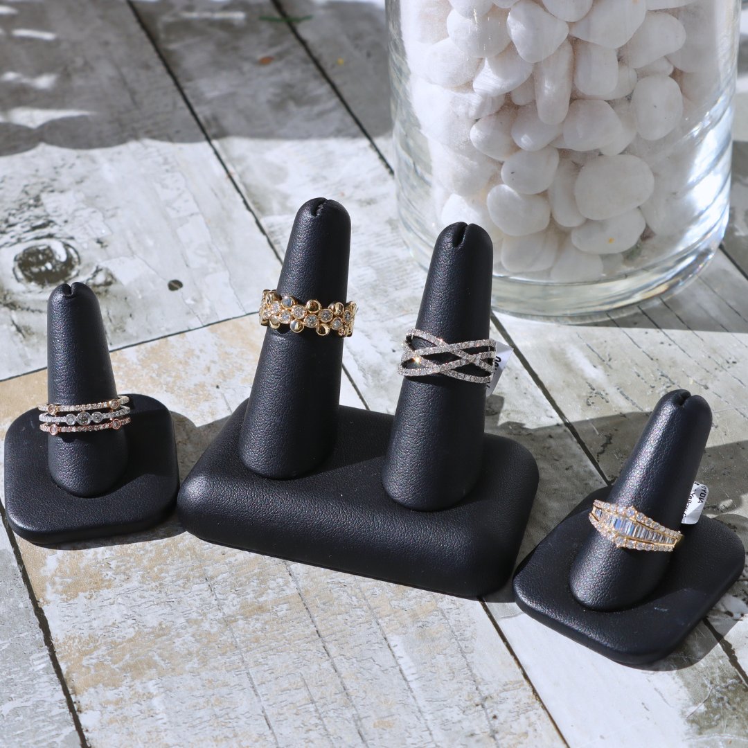 GboroJewelers's tweet image. If you love classic diamond styles, Heera Moti is a collection to know 💎 These rings highlight the beauty of simple, elegant design. Which one is your favorite?

#GreensboroJewelers #HeeraMoti #Diamond