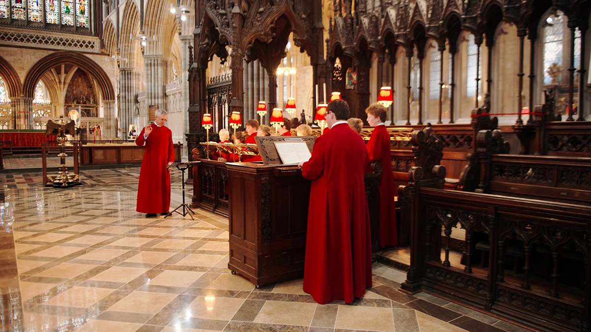 Exeter Cathedral tweet media
