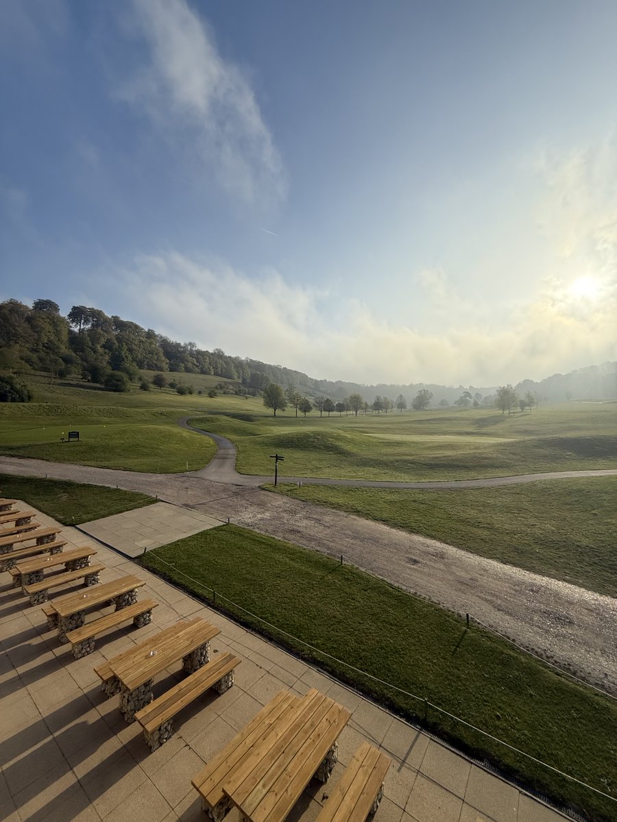 HFGInsuranceRec's tweet photo. Huge thanks to everyone who joined HFG’s latest Golf Day at Woldingham ⛳

Together we raised £1,450 towards Jono &amp; Matthew’s London Marathon run this Sunday in aid of Spinal Research.

Best of luck both 👏

#HFGroup #CharityGolfDay https://t.co/lzJy4vdC3G
