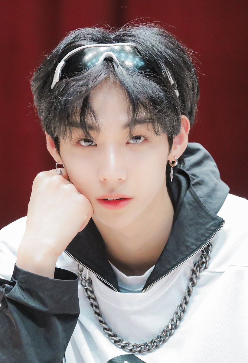 𝘱𝘢𝘯𝘪𝘤! 𝘧𝘰𝘳 𝘴𝘰𝘯𝘨 𝘫𝘢𝘦𝘸𝘰𝘯 tweet media