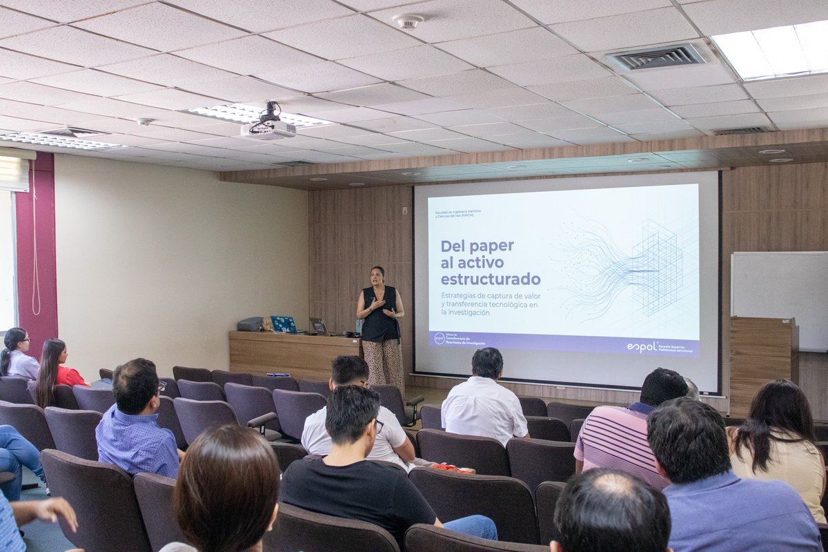 OtriESPOL's tweet photo. 📄➡️💡 Del paper al activo estructurado, una charla donde la PI es el envase estratégico que nos permite capturar el valor sin interferir en la vocación investigadora.

En esta edición nos acompañó la @fimcmespol y el @CIP_RRD_ESPOL 🌊. https://t.co/4pnQYp0ig3