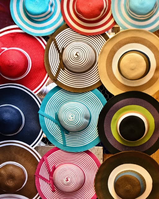 onestrokeinks's tweet image. Some bring the big hats. Some bring the big prints. 📷  Derby season has us wondering… what special effect ink would your hat be? Puff? Metallic? Velvet?
#KentuckyDerby #DerbyHats #ScreenPrinting #OneStrokeInks #SpecialEffectsInk
