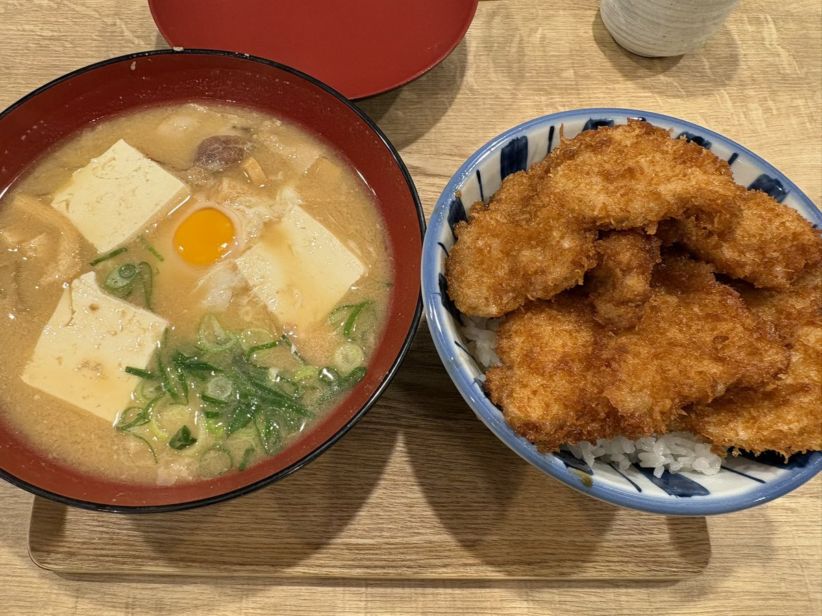 くろかわ。 tweet media