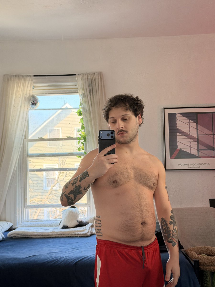 hotguyalex tweet media