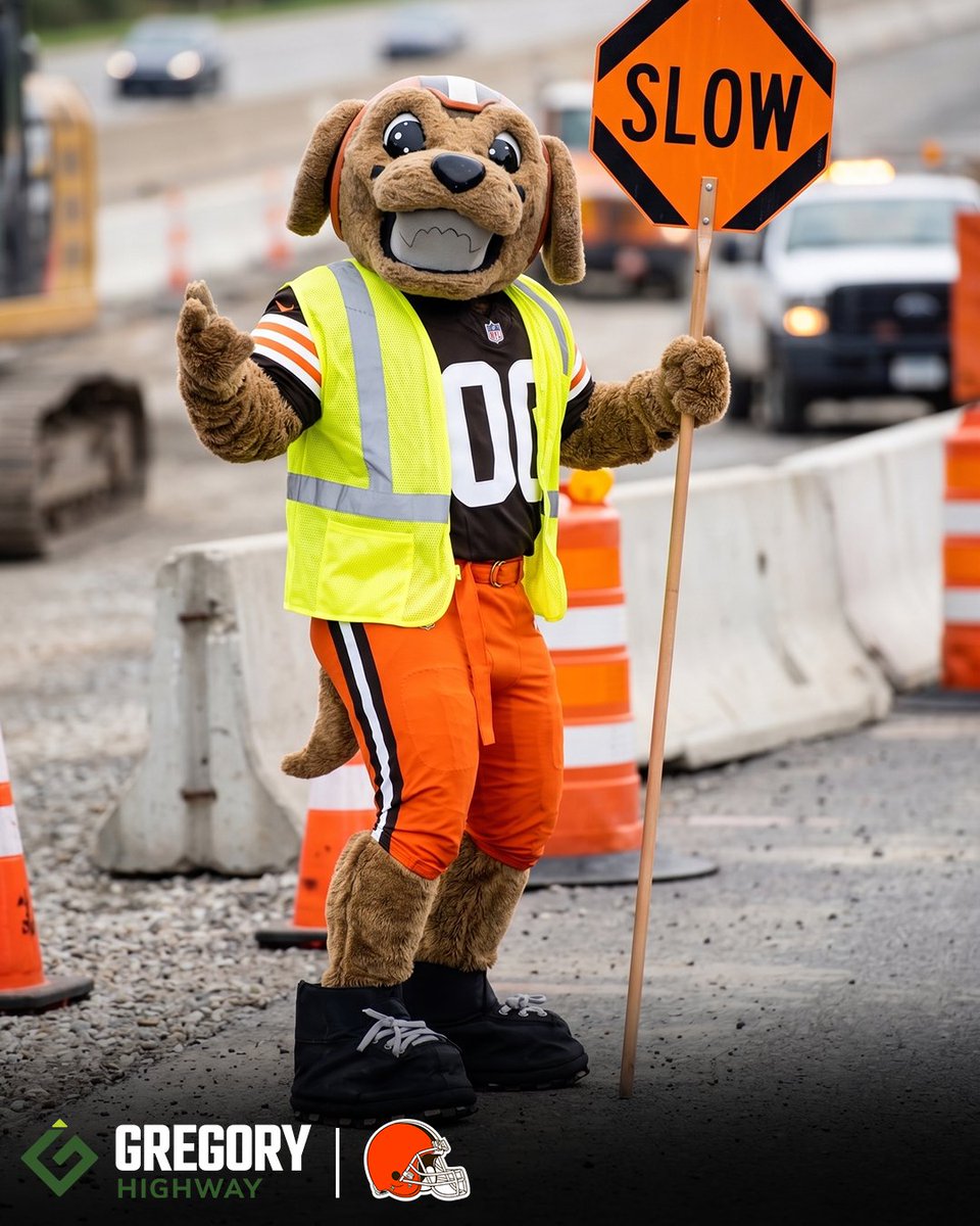 GregoryCorp's tweet photo. Slow down and follow posted speed limits in work zones. Reduced speeds save lives and give drivers more time to react to changing conditions.

#NWZAW #GregoryHighway https://t.co/dWy16m5Jbz