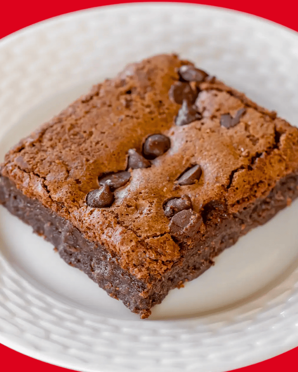 BushsChickenATX's tweet photo. Sweeten your day with a treat! 🍫

Our Brownie is the perfect dessert to end your meal.

Order online now!

#BushsChicken #AustinEats #SweetTreats #OrderOnline #TexasFavorites https://t.co/tWS936E7MM