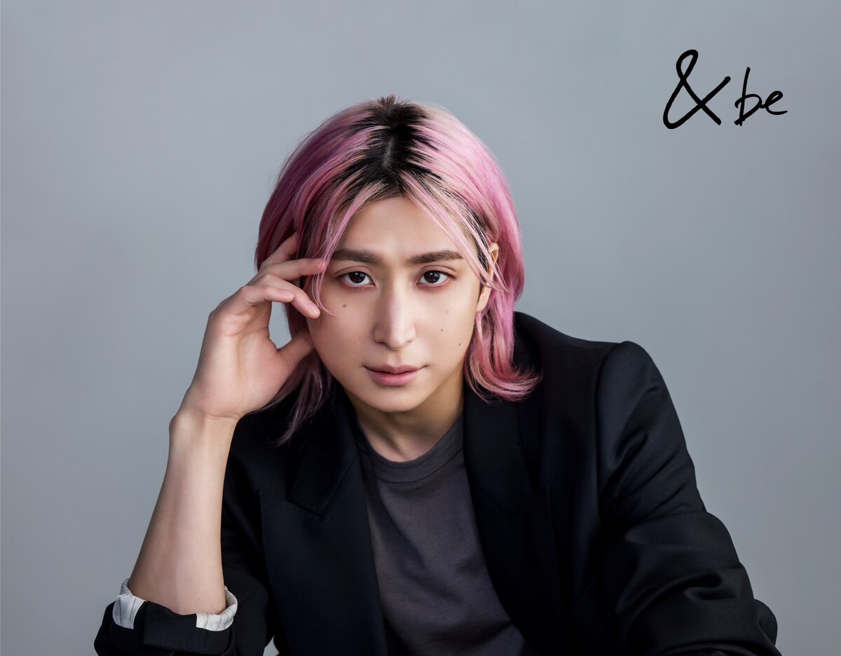 natalie_mu's tweet image. Snow Man佐久間大介
&amp;amp;be新CMでよりセクシーに✨️

⬇️詳細（CM動画、コメントあり）
natalie.mu/music/news/669…

お気に入りアイテムを語る

#SnowMan #佐久間大介