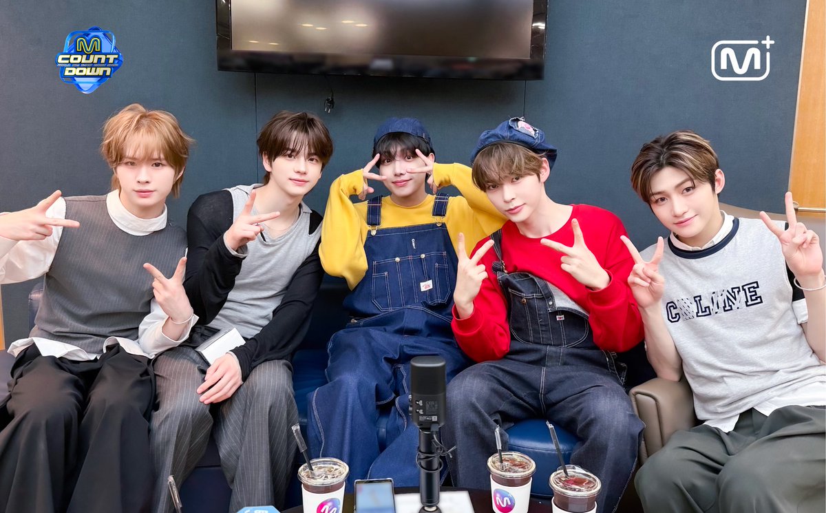 250424

대친소 비하인드

#BOYNEXTDOOR #보이넥스트도어 #JAEHYUN #명재현