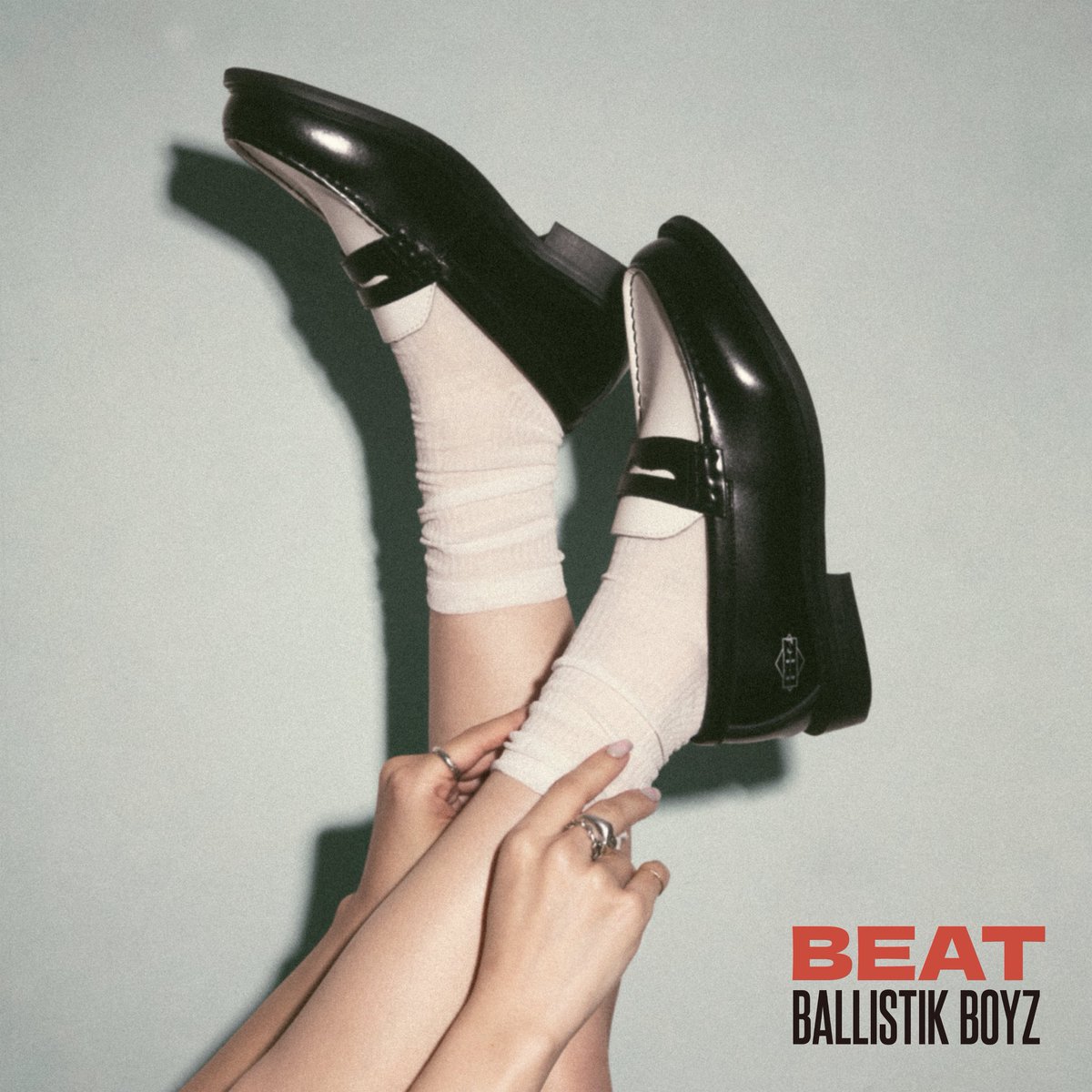 BALLISTIK BOYZ 
2026.04.29 (Wed.) Release

𝗡𝗘𝗪 𝗘𝗣 ‘𝗕𝗘𝗔𝗧’
OUT NOW !!

┈┈┈
🎧Streaming / Download
lnk.to/ballistikboyz-…

💿EP『BEAT』
ldh.lnk.to/beat-pkg

☑️EP『BEAT』Special Site
ballistikboyz.com/specialsite-1.…
┈┈┈

#BBZ_BEAT
#BALLISTIKBOYZ