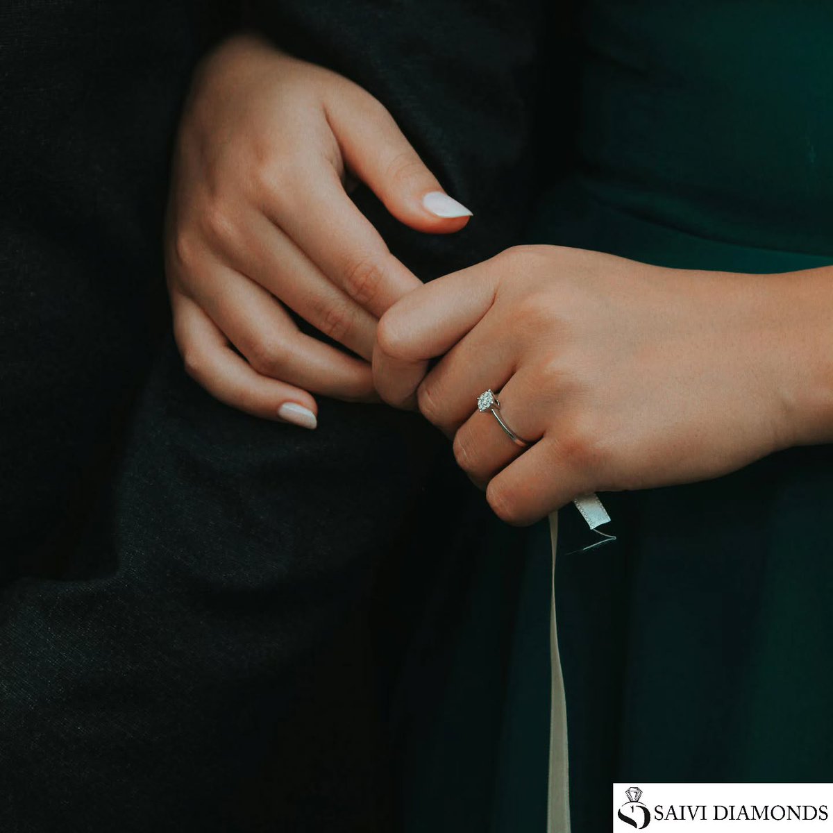 SAIVIDIAMONDS's tweet image. ✨Every love story deserves a little sparkle… and this diamond ring says it all. 💍 DM us for details.💎

WhatsApp +971508054122

saividiamonds.com/product-catego…

#ring #diamondrings #engagementrings
#solitairering #weddingring #jewelry #diamondjewellery #diamond #labgrowndiamond #UAE