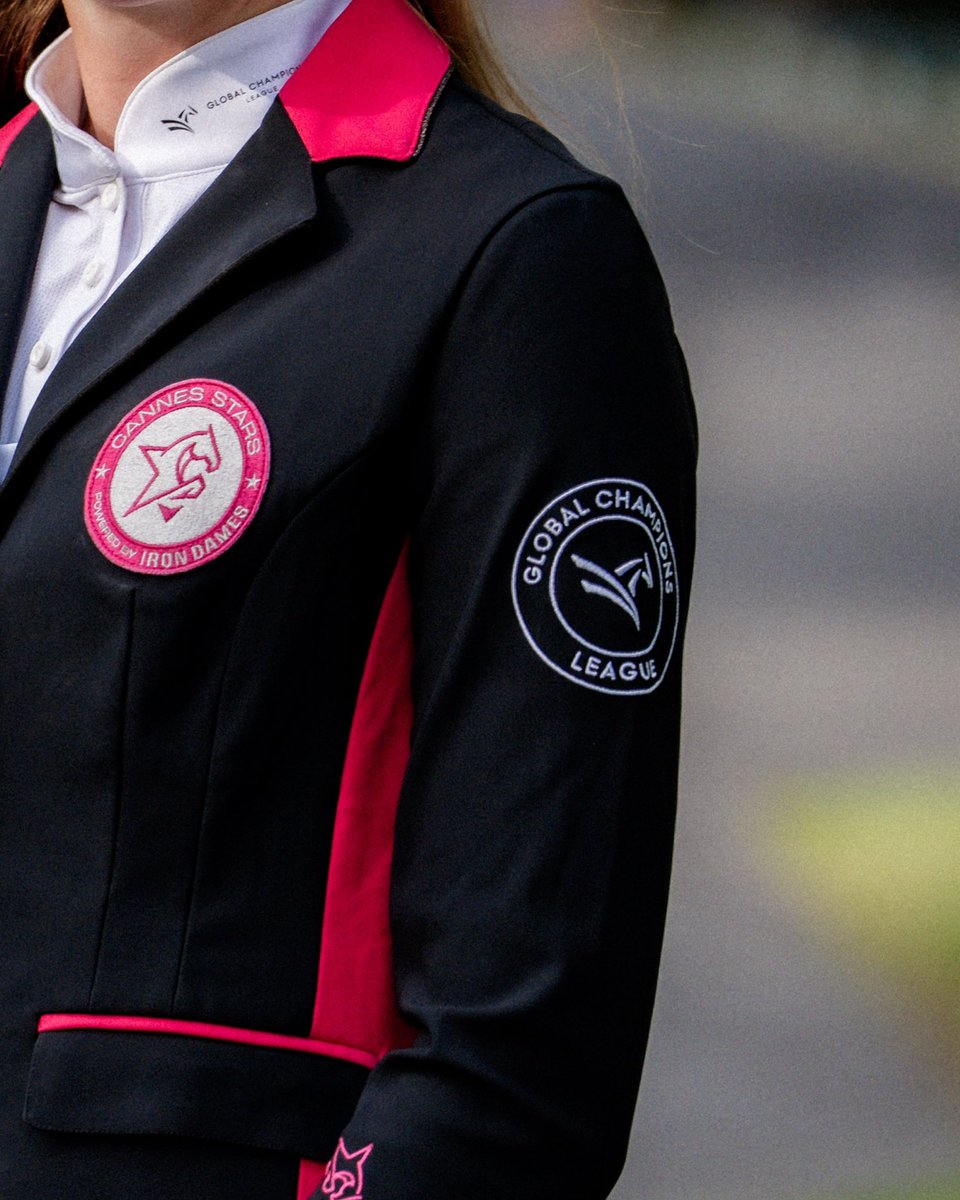 All in the details, finished with a touch of pink 💕

@esstockholm bringing elegance to every stride.

#irondames #womendrivenbydreams #beanirondame