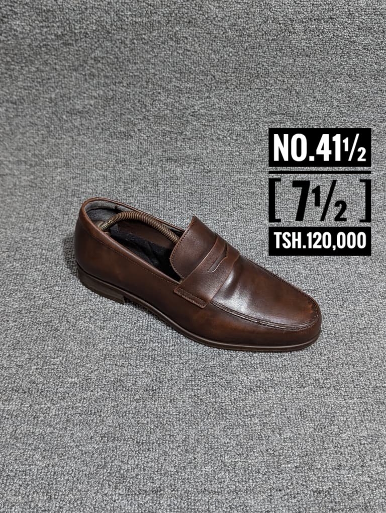 BarakaMaviatu's tweet image. #Mtumba

CONTACTS for pickup🛵📦 and delivery🛵📦: +255718007463 WhatsApp📞,Calls☎️, TxT✉️

 🚛📦#MIKOANITUNATUMA 

#return 2 days after #delivery