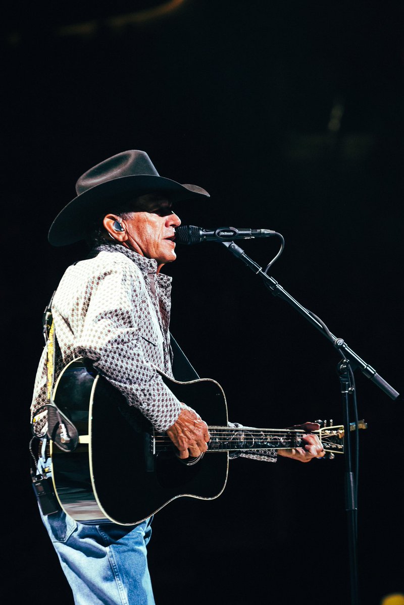 George Strait tweet media