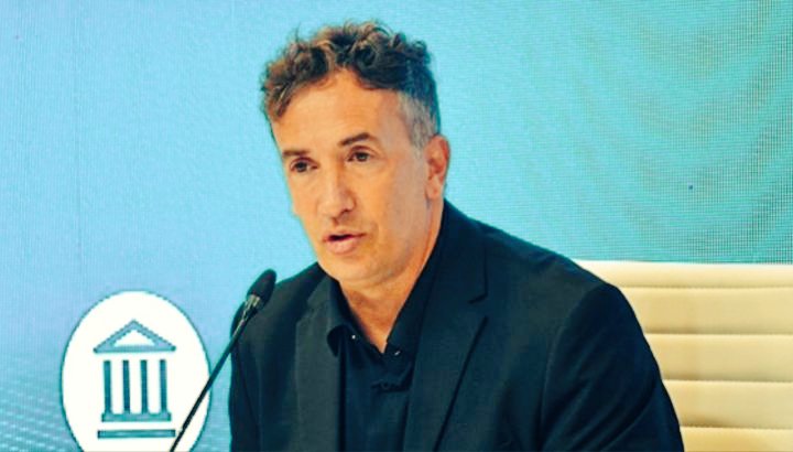 ¿HASTA CUÁNDO?
-Si sos de River, leé estas líneas y apoyalas-

Pasaron algunos días desde la jugada en que el 90% del “mundo futbolero” vio penal (ya sabemos quiénes componen el 10% restante, a qué “periodistas” nos referimos, y a qué integrantes de cúpulas de poder hacemos