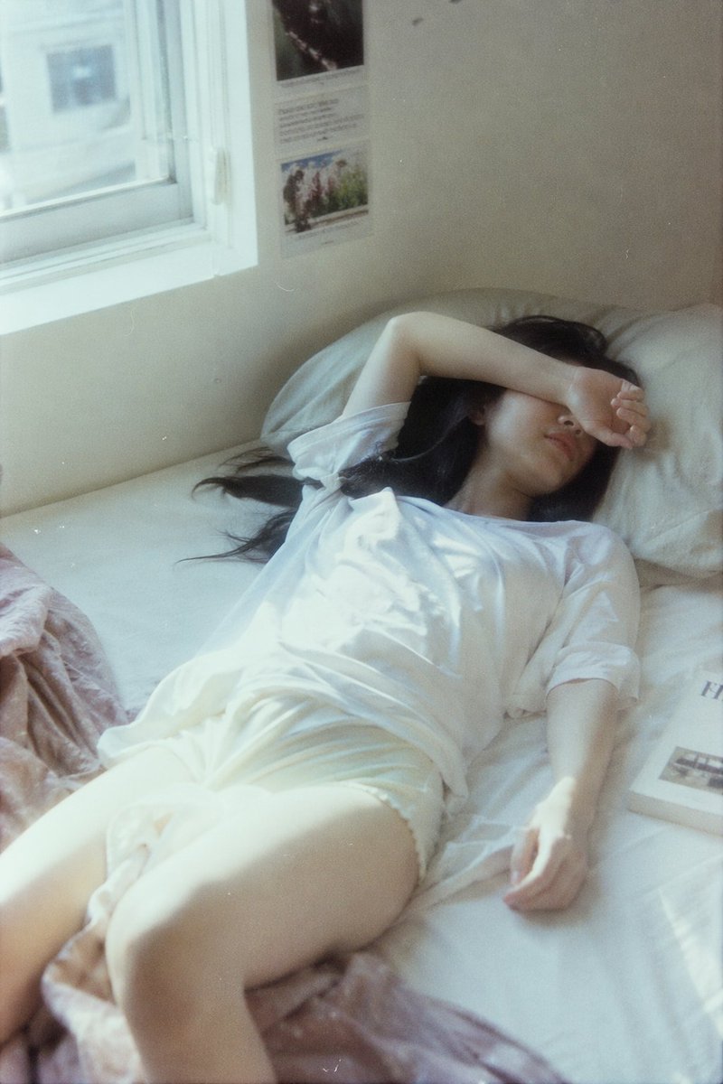 Sunkissed Serenity: A Summer's Lull - PromptGather image 1